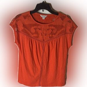 Lucky Brand reddish Orange Lace detail Blouse.  Women XS